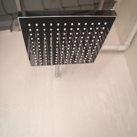Project Uchi Ss2 Hotel Petaling Jaya Exterior foto